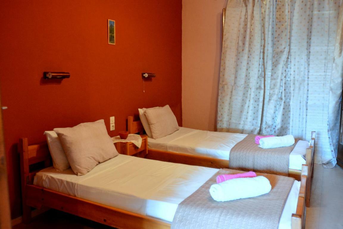 Issos Apartments Agios Georgios  ภายนอก รูปภาพ
