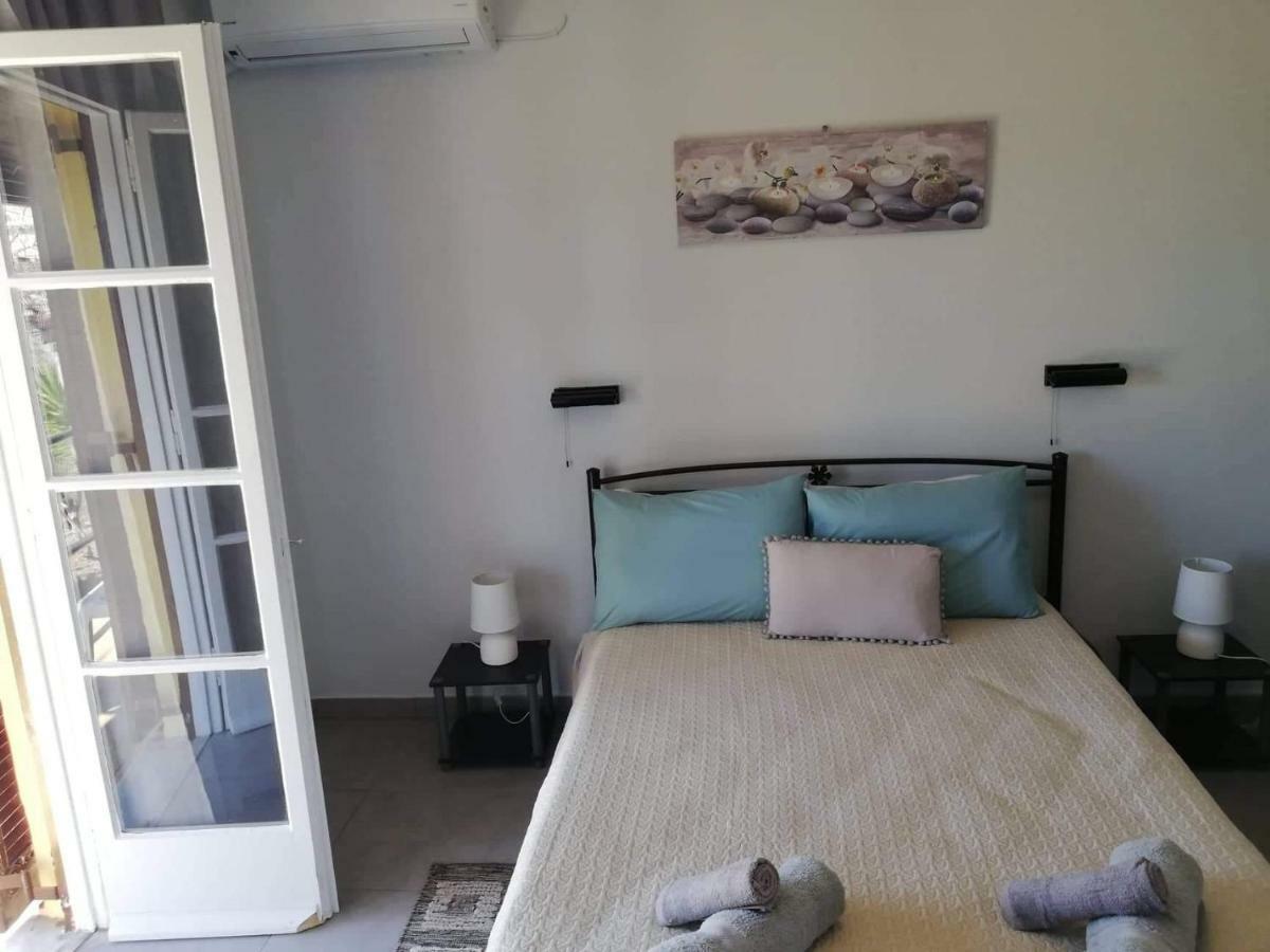 Issos Apartments Agios Georgios  ภายนอก รูปภาพ