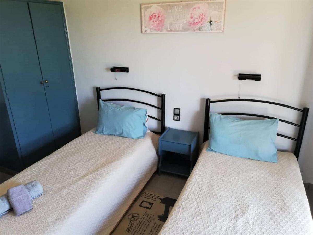 Issos Apartments Agios Georgios  ภายนอก รูปภาพ