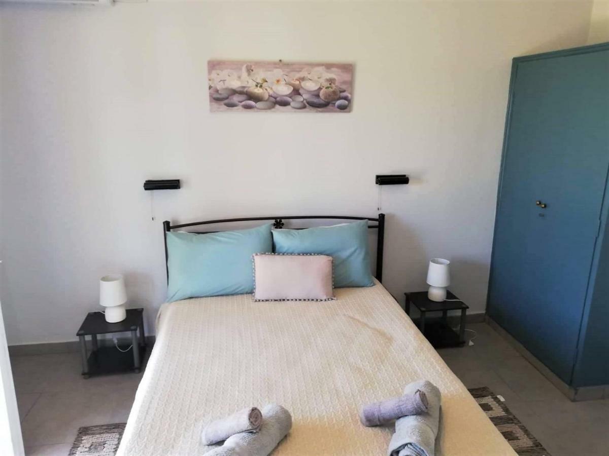 Issos Apartments Agios Georgios  ภายนอก รูปภาพ